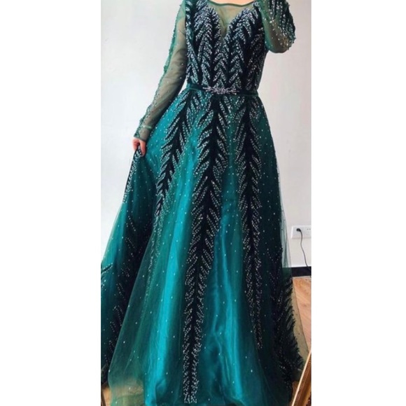 Ball gown dress